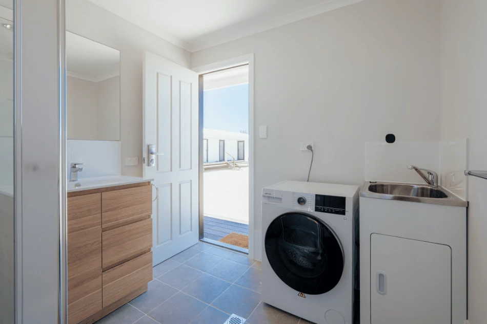 Why Easy-to-Maintain Laundry Spaces Matter in Modular Units Blog (Hero Image)